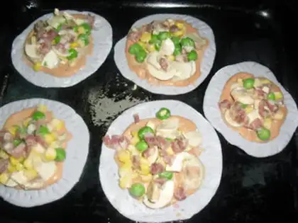Make Pizza with dumplings step 5