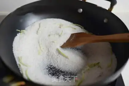 Make Salt shrimp step 1