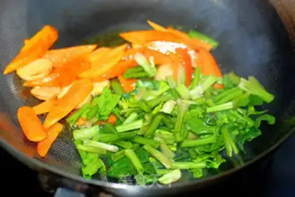 Make Spinach carrots step 6