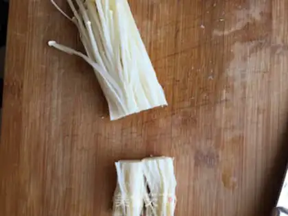 Make Bacon pins and mushrooms step 1
