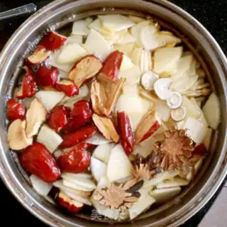 Make Sweet fruit soup step 1