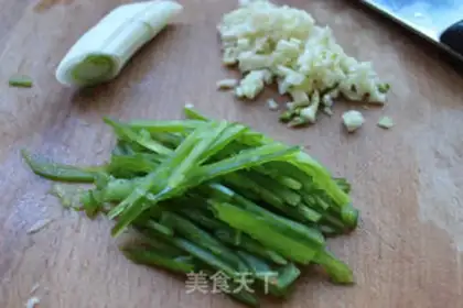 Make Frozen potatoes step 1