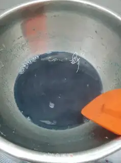 Make Gradually coloured purple shrimp dumplings step 11