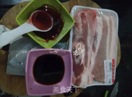 Make Double-coloured fork bun step 0