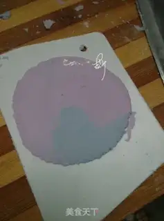 Make Gradually coloured purple shrimp dumplings step 17