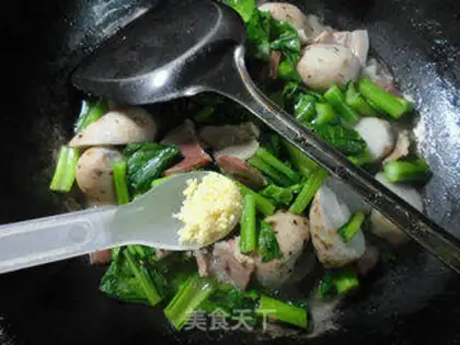 Make The salty oil and the potatoes step 5