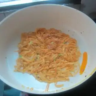 Make Fried eggs step 7