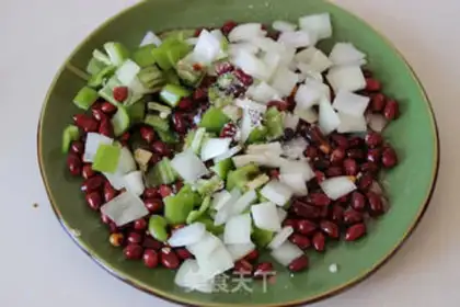 Make Old vinegar peanuts step 4