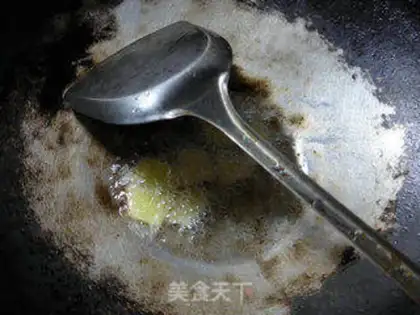 Make Tofu dry-burning bullfrogs step 3