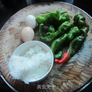 Make Chili egg fried rice step 0