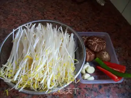 Make Fresh mushrooms and silver sprouts step 0