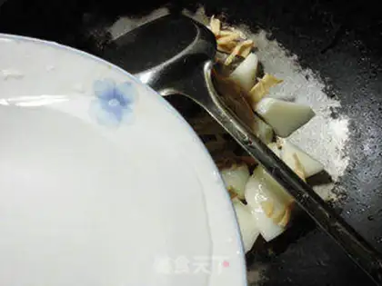 Make The water boils pastry step 5