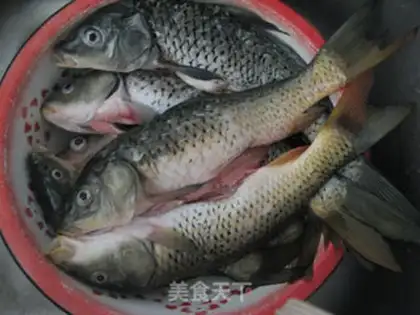 Make Fresh carp soup step 0