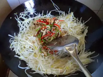 Make Fresh mushrooms and silver sprouts step 5