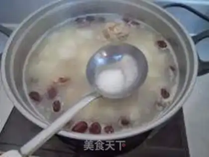 Make The radish red date duck bone soup step 5