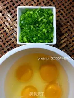 Make Eggs and shrimp corn step 12