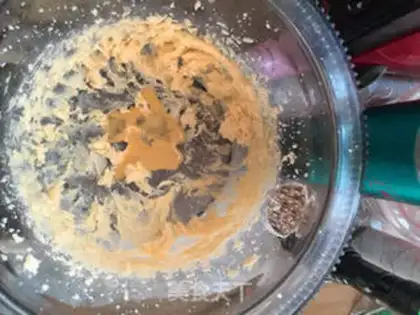 Make Double-coloured cookies step 2