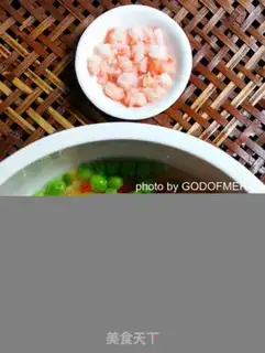 Make Eggs and shrimp corn step 16