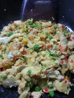 Make Eggs and shrimp corn step 22