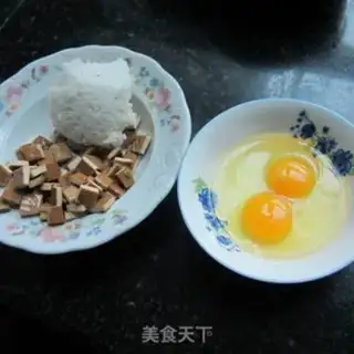 Make Egg tofu fried rice step 0