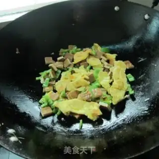 Make Egg tofu fried rice step 8