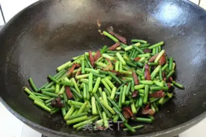 Make Garlic pork step 3