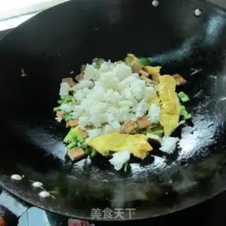Make Egg tofu fried rice step 9