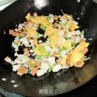Make Egg tofu fried rice step 10
