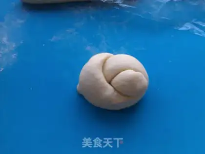 Make Hot swirling snacks step 10