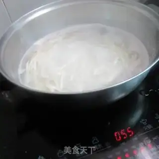Make Curry egg noodles step 2