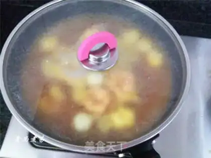 Make Curry fish egg shrimp noodles step 12