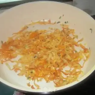Make Curry egg noodles step 7