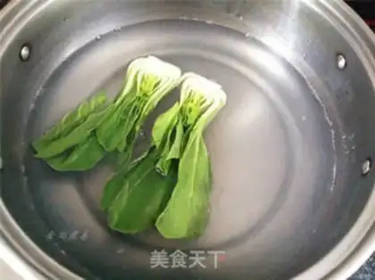 Make Curry fish egg shrimp noodles step 15