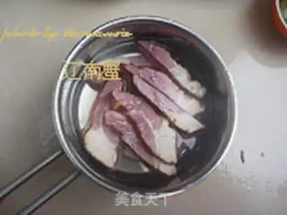 Make The pork stew step 1