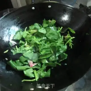 Make Spicy spinach step 2