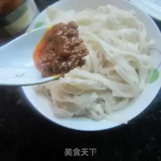 Make Oil curry noodles step 6