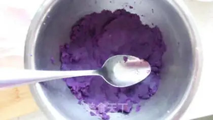 Make Potato cheese ball step 2
