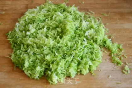 Make Carrot pork pie step 3