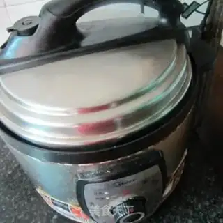 Make Orange pig hoof step 5