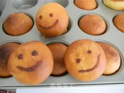 Make Smiley bread step 8