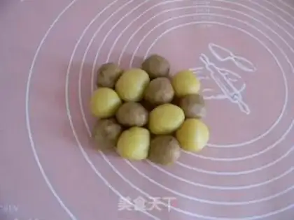 Make Little Bear Crackers step 4