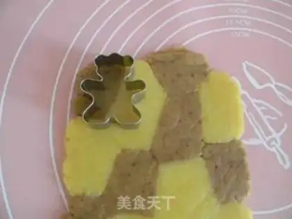 Make Little Bear Crackers step 6