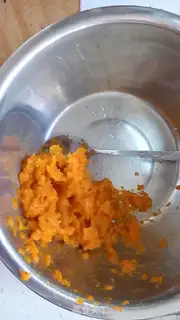 Make Coconut pumpkins, crotch step 9