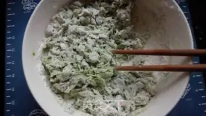 Make Spinach dumplings step 2