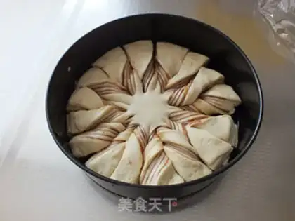 Make Almond cake roll step 2