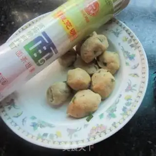 Make Fishball noodles step 0