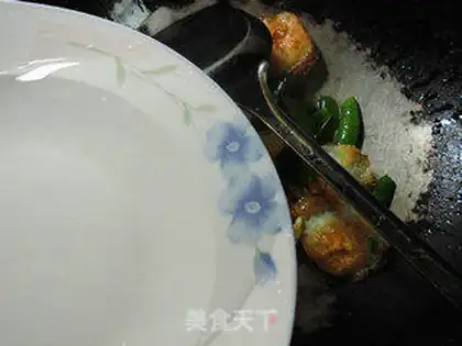 Make Sweet beans fried quail eggs step 4