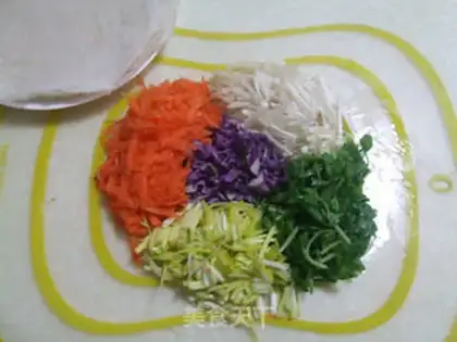 Make # Spring rolls # step 0