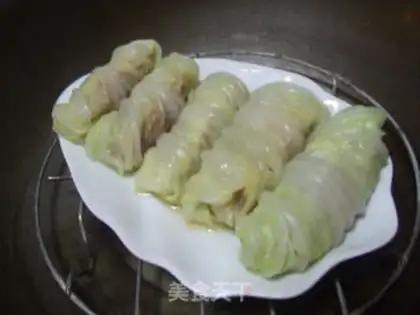 Make Jade mushroom rolls step 4