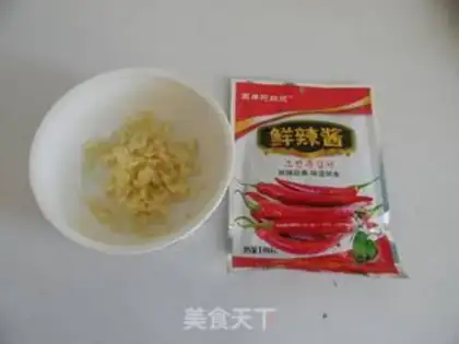 Make Spicy garlic roasted squid step 1